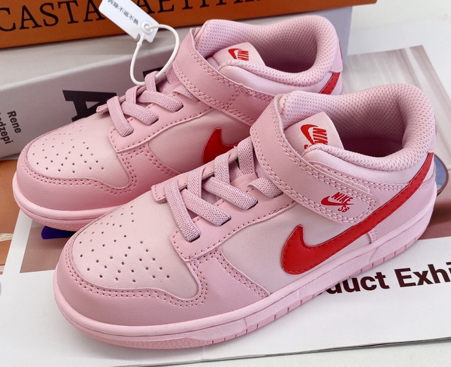 Kids Nike Dunk 38